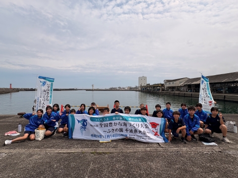 放流の様子2